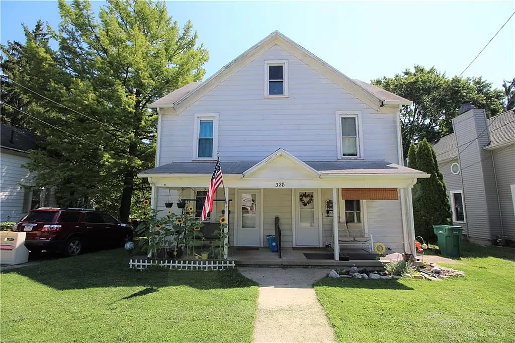 328-328 1/2 N. Main Street - 328 1/2